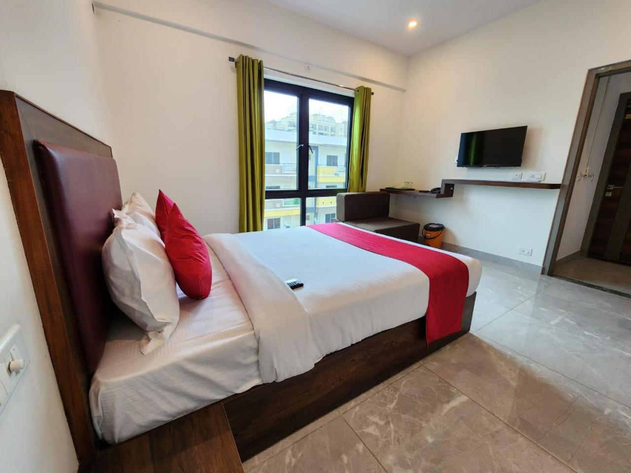 Hotel Dreams Inn Bangalore Eksteriør billede